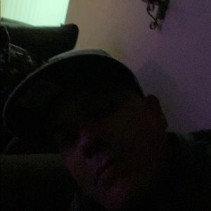 Meet your Posher, Javier